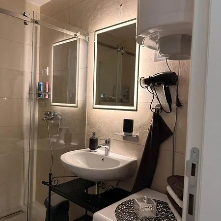 Fantasia - Tesla Palace * クラグイェヴァツ